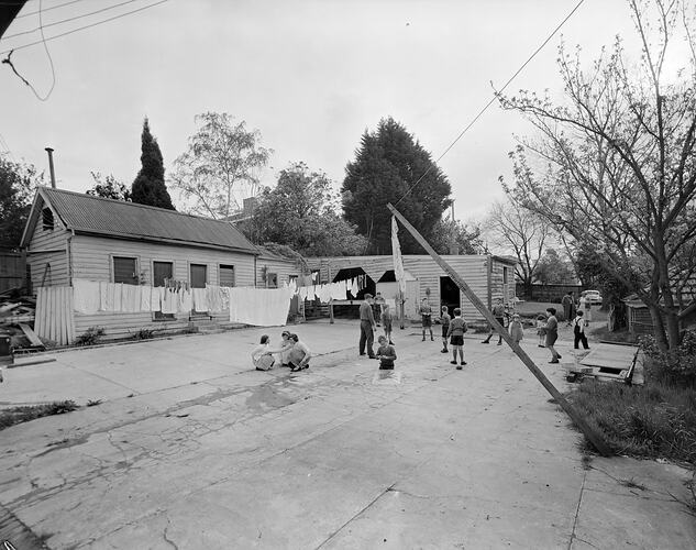 Australian Jewish Welfare Society, Group Playing Outside the Children's Home, Balwyn, Victoria, 02 Oct 1959