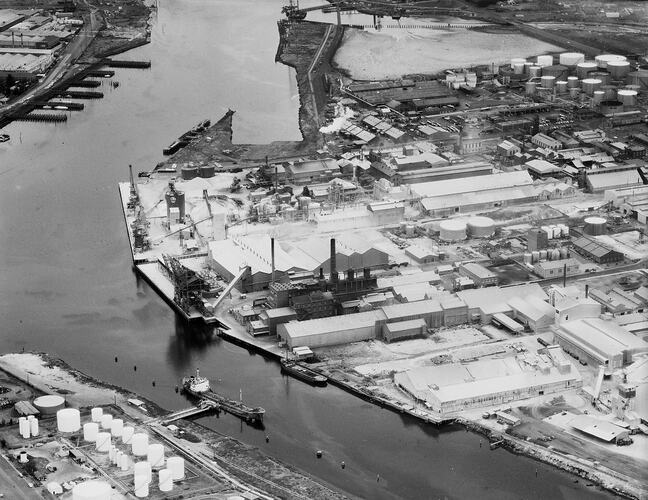 Monochrome aerial photograph of Melbourne.