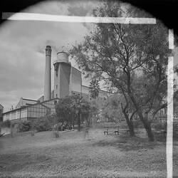 Glass Negative - Kodak Australasia Pty Ltd, Kodak Factory, Garden & Staff, Abbotsford, Victoria, circa 1930s