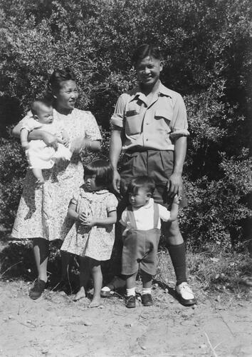 Mary & Samuel Louey Gung with their children, Melbourne, circa 1949