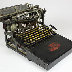 Typewriter - American Writing Machine Co, Caligraph No 2, 1890