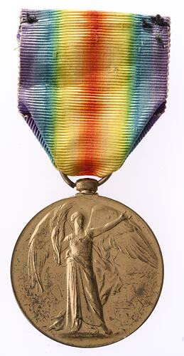 Medal - Victory Medal 1914-1919, Great Britain, Private E.F. Davis, 1919 - Obverse