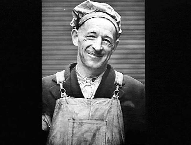 SUNSHINE PERSONALITIES: BILL FRASER, DRILLERS, SUNSHINE REVIEW, DEC 1947. THESE HAPPY PERSONALITIES ARE NEW MEMBERS OF OUR SUNSHINE        FAMILY. WE WELCOME THEM TO THE INDUSTRY AS WE DO WITH ALL OTHER NEW    EMPLOYEES.