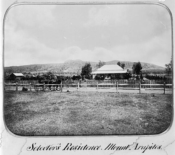 SELECTOR'S RESIDENCE. MOUNT ARAPILES
