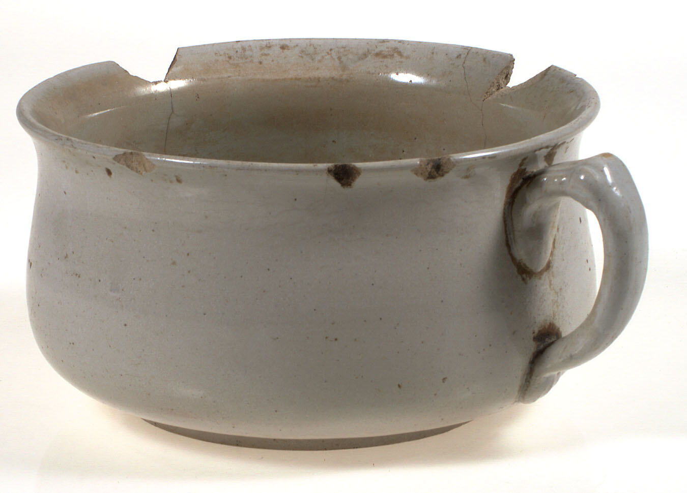 Chamber Pot Beige, circa 1900