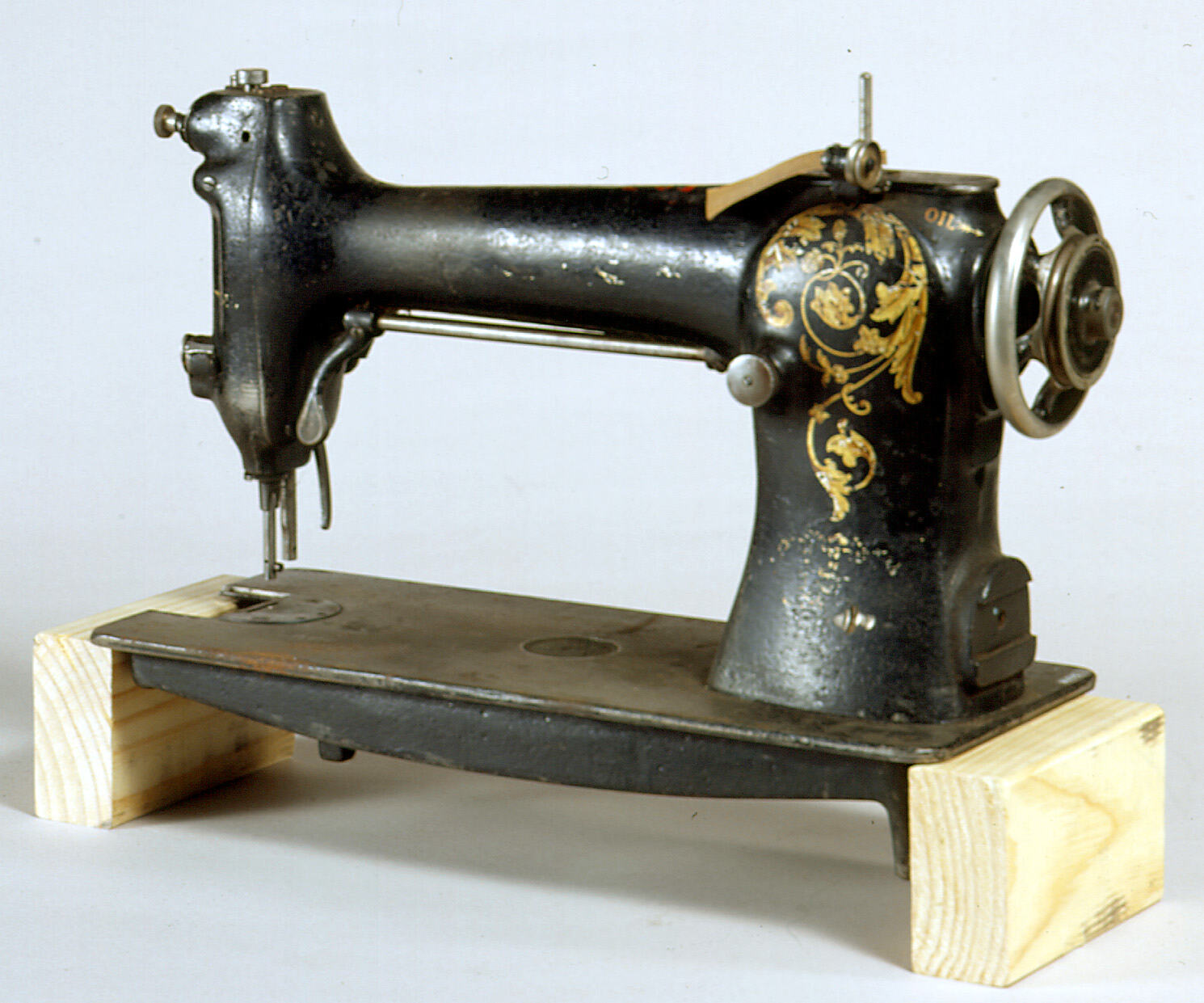 Sewing Machine - Straight Stitcher, Jones, 1920s