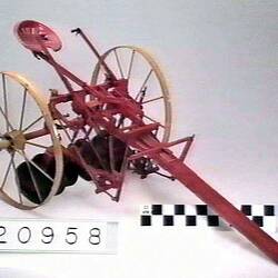 Disc Cultivator Model - B.F. Avery Co., Riding Two-Way, Louisville, Kentucky, United States of America, 1914