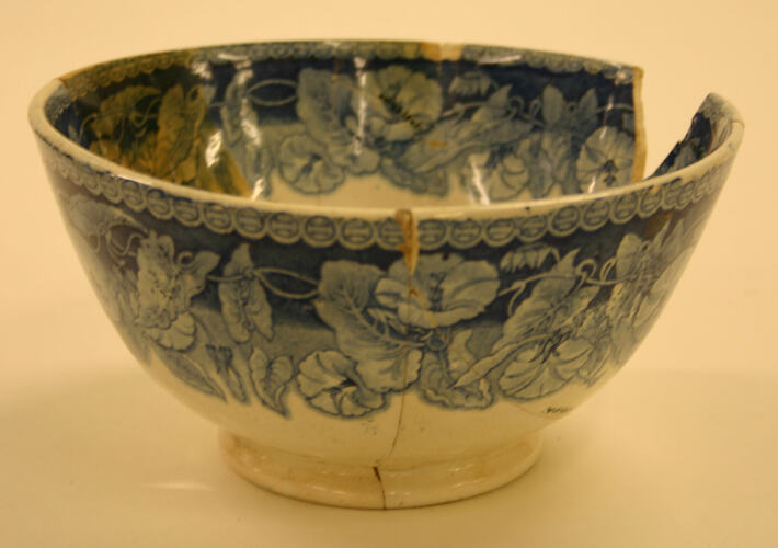 Ceramic - bowl