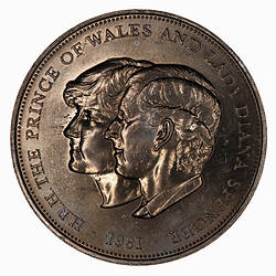 Coin - 25 Pence, Royal Wedding, Elizabeth II, Great Britain, 1981 (Reverse)