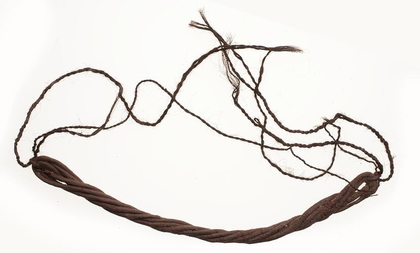 Neck ornament, Australia, Gulf