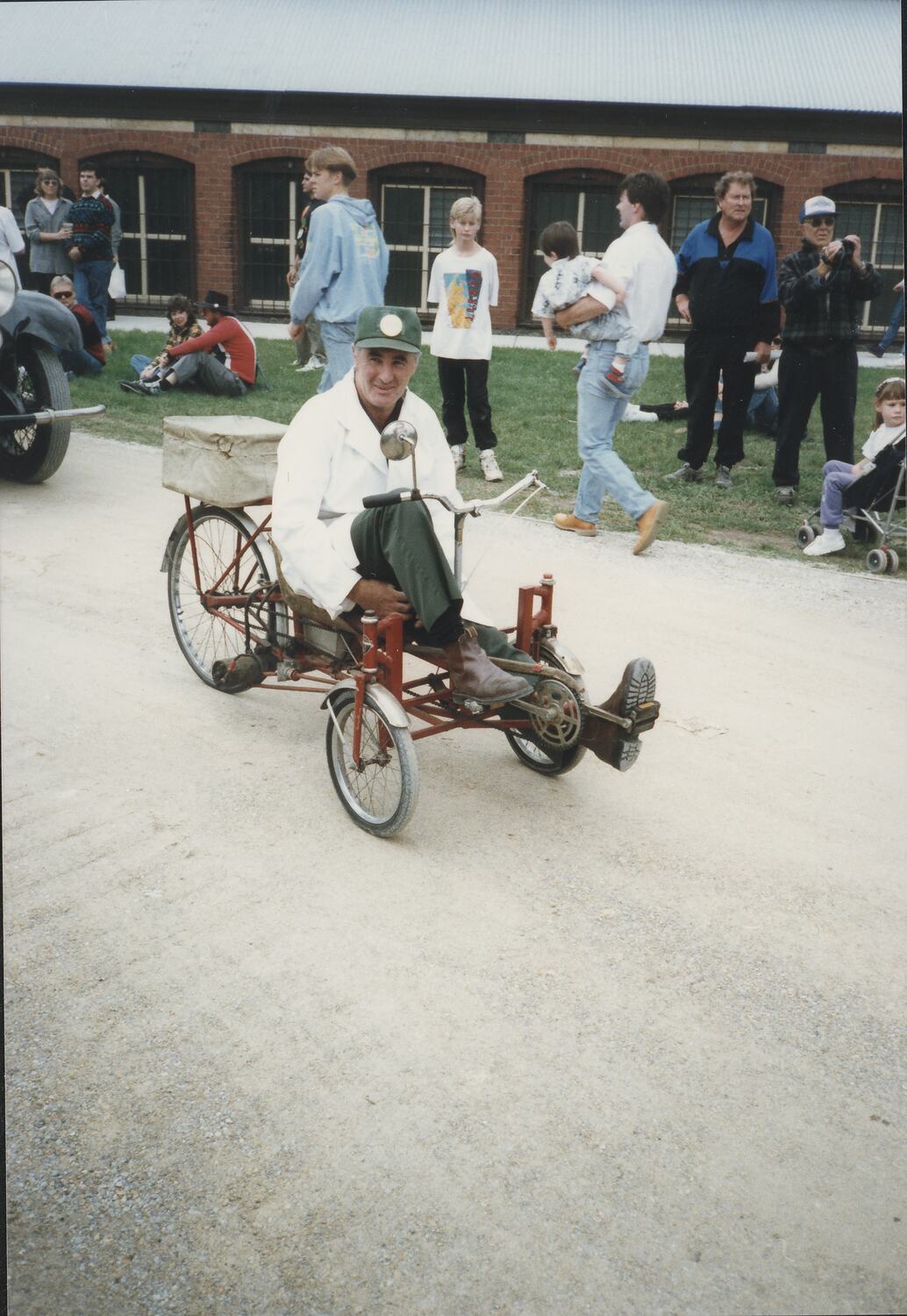 Electric Tricycle De Grandi, SemiRecumbent, Geelong, Victoria, 1975
