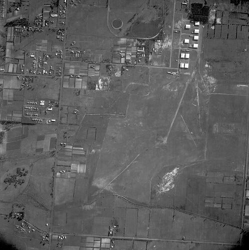 Monochrome aerial photograph of Moorabbin.