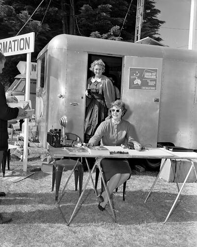 Coca Cola, Women at an Information Van, Royal Melbourne Golf Club, Black Rock, Victoria, 17 Nov 1959