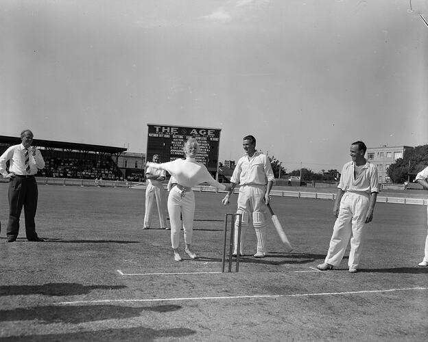 Cricket Match, St Kilda Cricket Ground, St Kilda, Victoria, Jan 1959