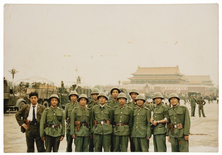 Group of 12 Chinese soldiers standing.