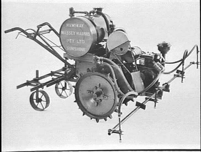 `SIMPLICITY' FITTED W/- POWER SPRAYER: JUNE 1945