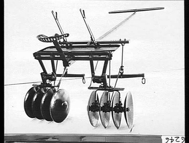 M-H HIGH-LOW CULTIVATOR: FEB 1935