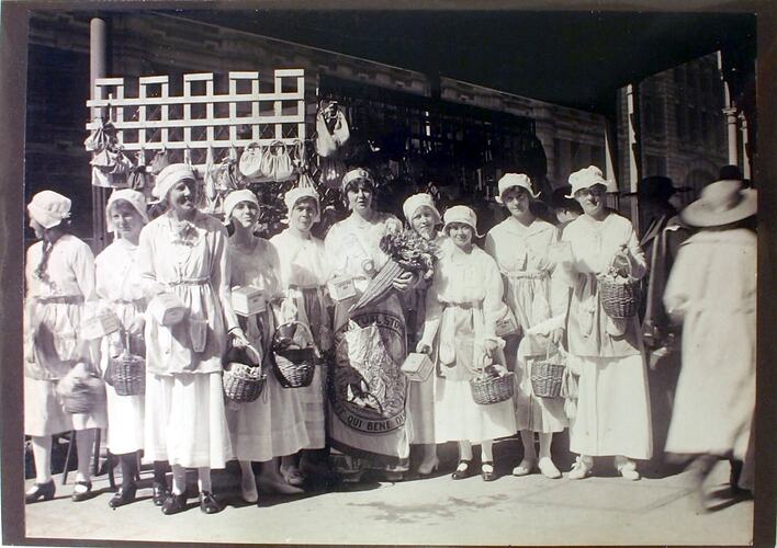 Photograph - Staff Fundraising at Mutual Store Limited, Melbourne, 9 Nov 1917