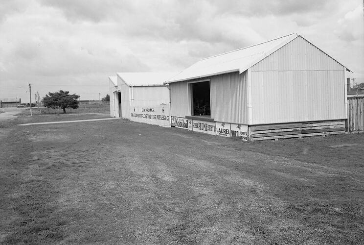 G. Plummer's Agency, Packenham