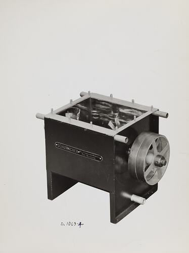 Photograph - Schumacher Mill Furnishing Works, Machine, Port Melbourne, Victoria, circa 1940s