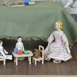 Pendle Hall Dolls House - Room 2 Nursery