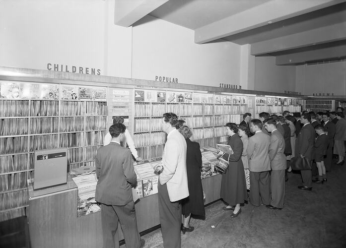 Brashs Pty Ltd, Workers in Retail Store, Victoria, Nov 1954