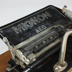 Typewriter - AEG Co, Mignon Model 4, 1927-1928