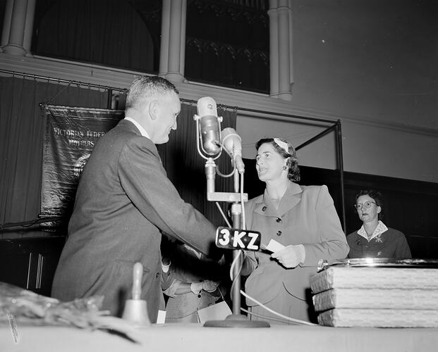 Pair Shaking Hands, Victorian Federation of Mothers Clubs, Victoria, 08 Mar 1960