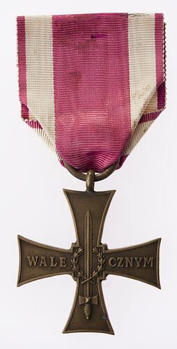 Medal - Cross of Valour, Poland, 1920 - Reverse