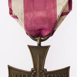 Medal - Cross of Valour, Poland, 1920 - Reverse