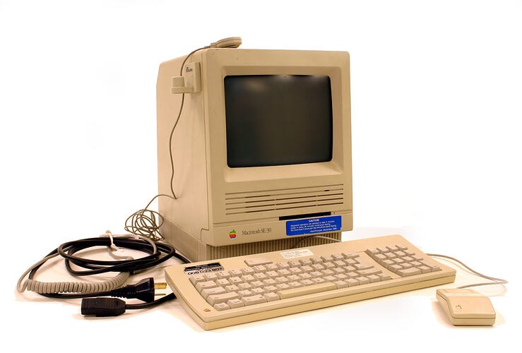 Computer Systems - Apple Macintosh SE30