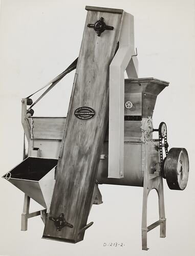 Photograph - Schumacher Mill Furnishing Works, 'No. 13 Mixing & Sifting Machine', Port Melbourne, Victoria, 1941