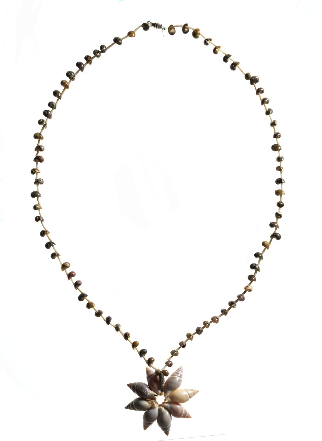 manimani Ornament, neck. Burarra. Maningrida, Central Arnhem Land