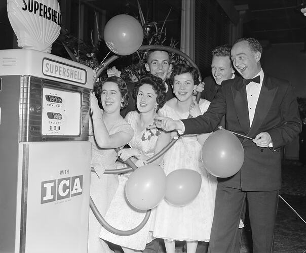 Shell Co, Group Standing with a Petrol Bowser, St Kilda, Victoria, 23 Jul 1959