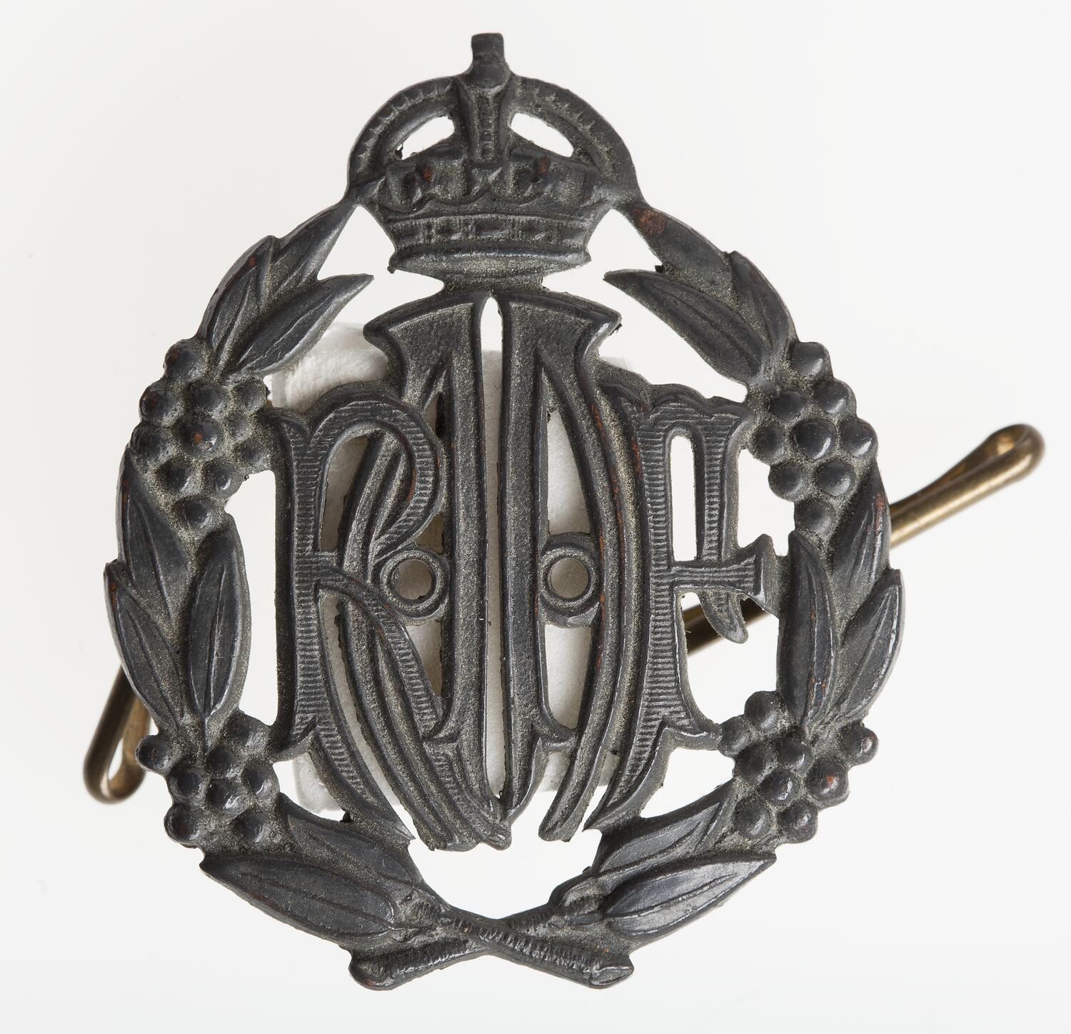 Cap Badge - RAAF, World War II, 1939-1945