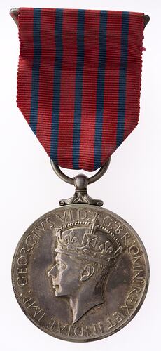 Medal - George Medal, Awarded to Lieut Keith S. Upton, Australia, circa 1945 - Obverse