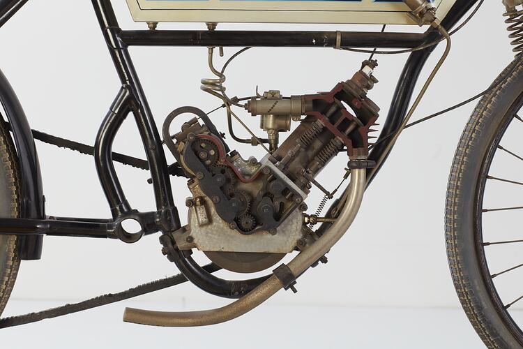 Motor Cycle - Liberty Model 33, 1916