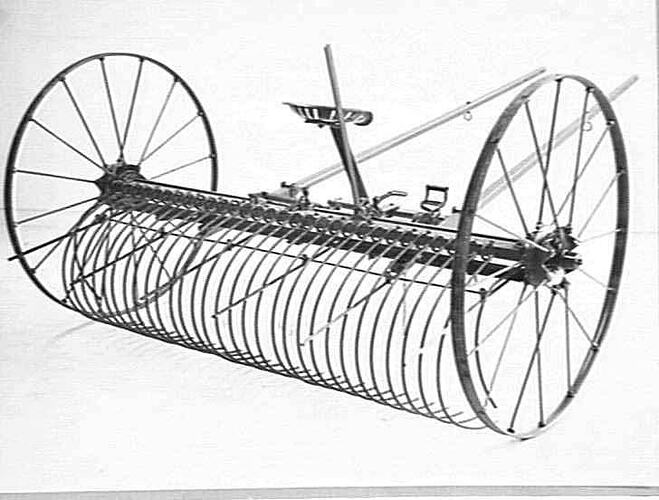 SUNSHINE HAY RAKE MARCH 1945