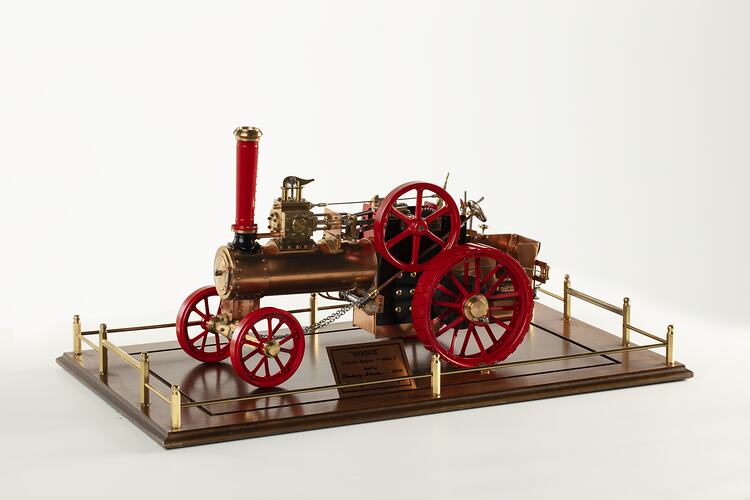 Steam Traction Engine Model - J Fowler  Co