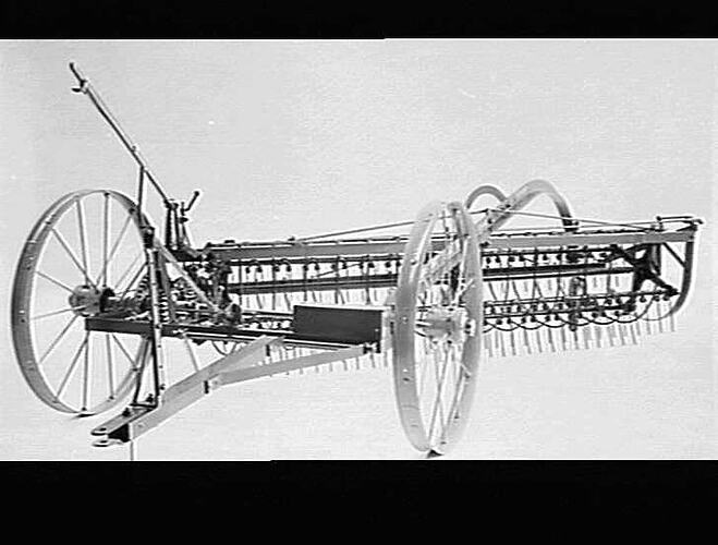 SIDE RAKE & TEDDER. JUN 1945