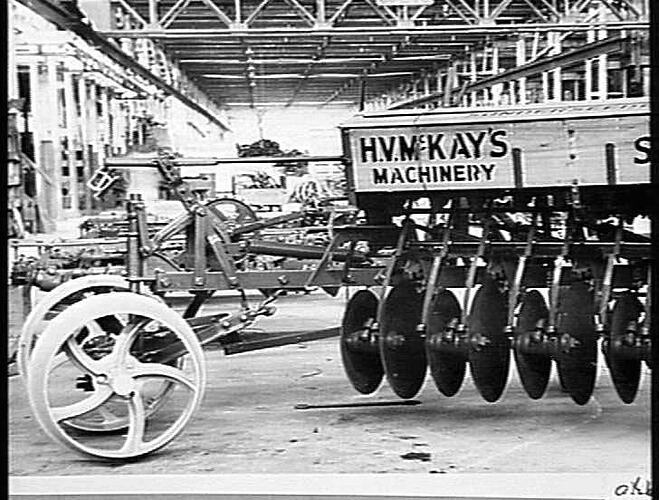 10 DISC `SUNDERSEEDER': JUNE 1948