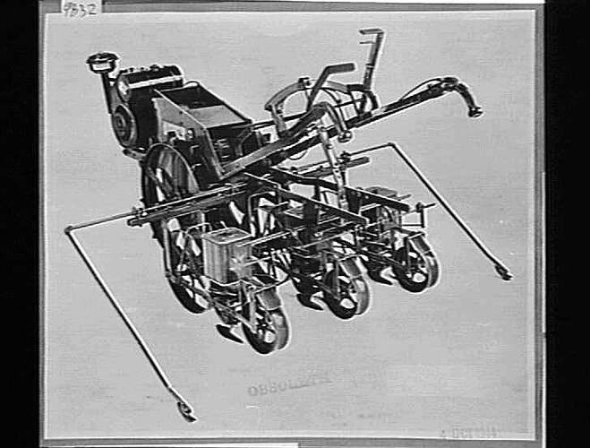 MISCELLANEOUS: 4 OCT 1944