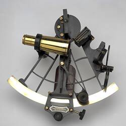 Sextant - Heath & Co, Hezzanith, Endless Tangent Screw Automatic Clamp, No. Y826, 1935