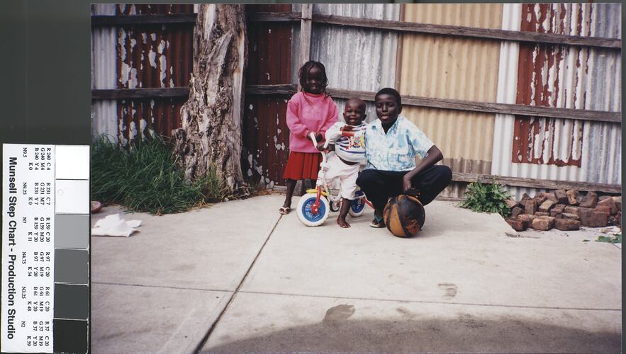 Bul, Mimi & Garang Bulkoch, Footscray, 1996