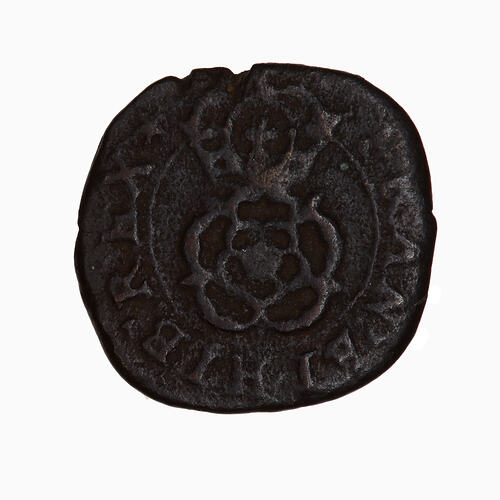 Token, round, at centre within a line circle, a rose; above, crown; text around, FRAN ET HIB REX.