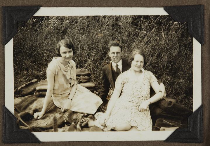 Picnic, St Osyth, Essex, England, circa 1929