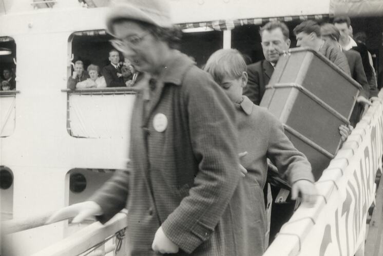Betty Barlow, gangway of TSS 'Stratheden', Port Melbourne, 13 December 1961