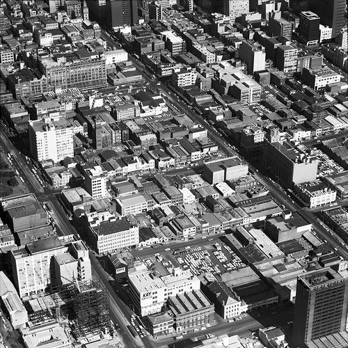 Monochrome aerial photograph of Melbourne.