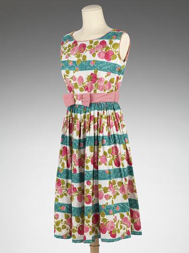 1950 floral dress
