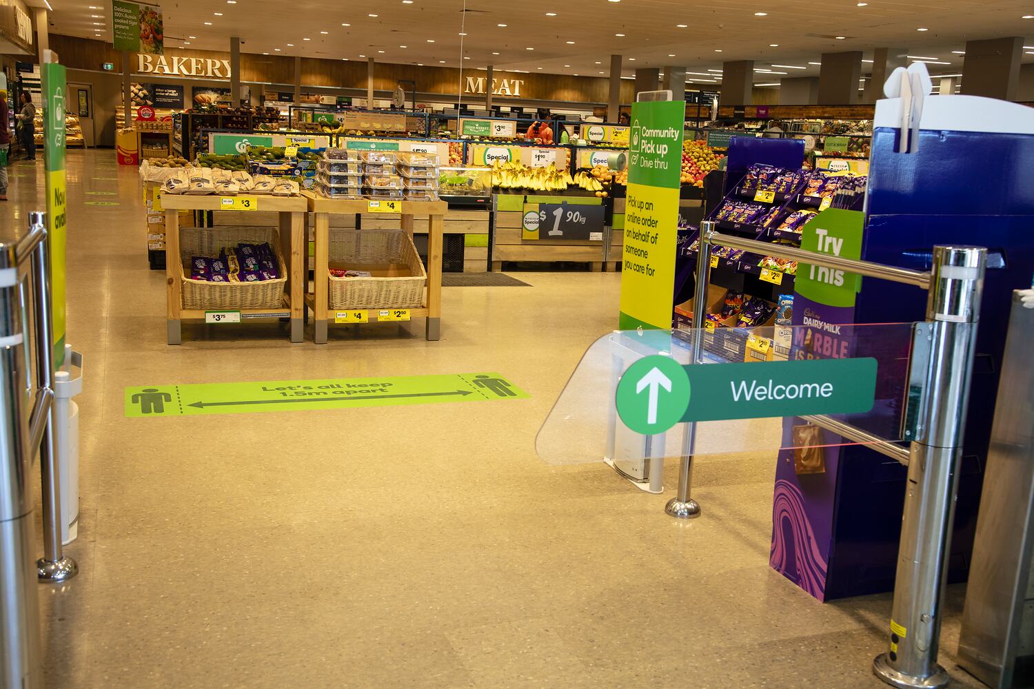Digital Photograph Internal Entry Point, Woolworths, Blackburn South